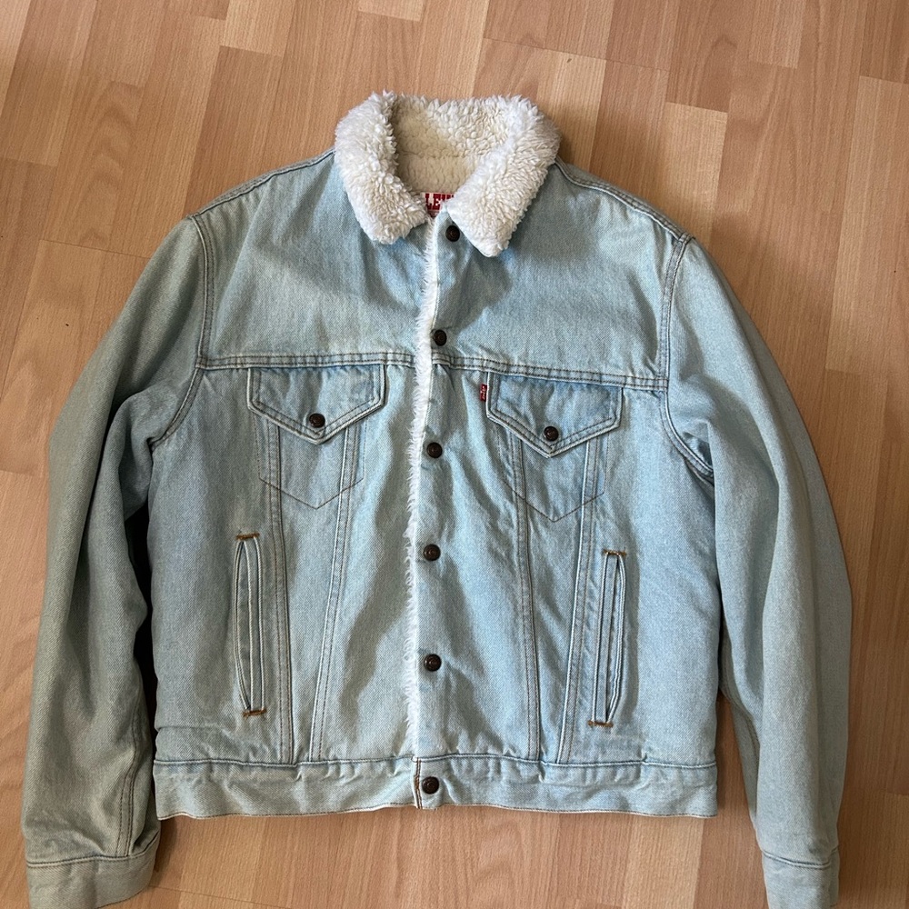 Levi's Light Blue Denim Jacket with Sherpa Interior